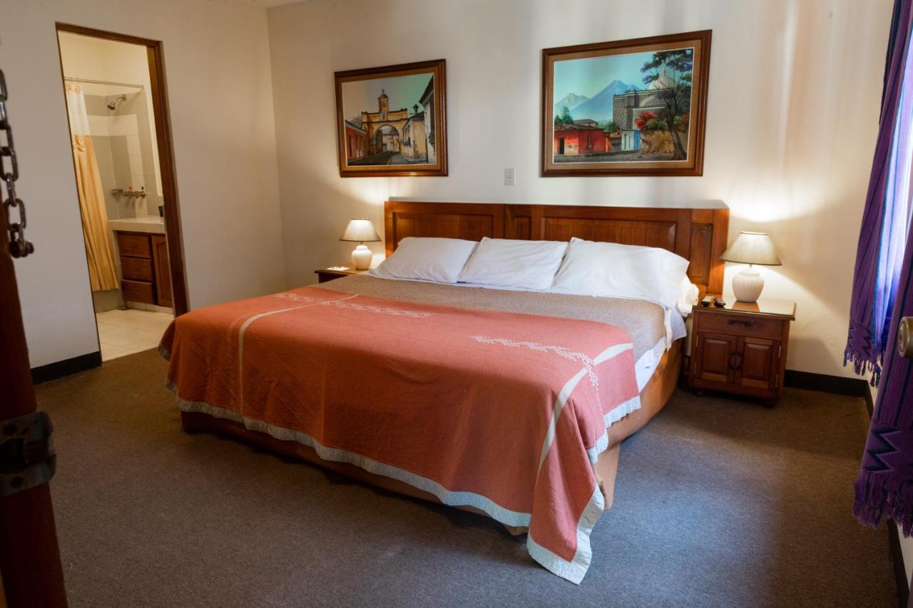 Hotel San Jorge By Porta Hotels Antigua Exterior photo