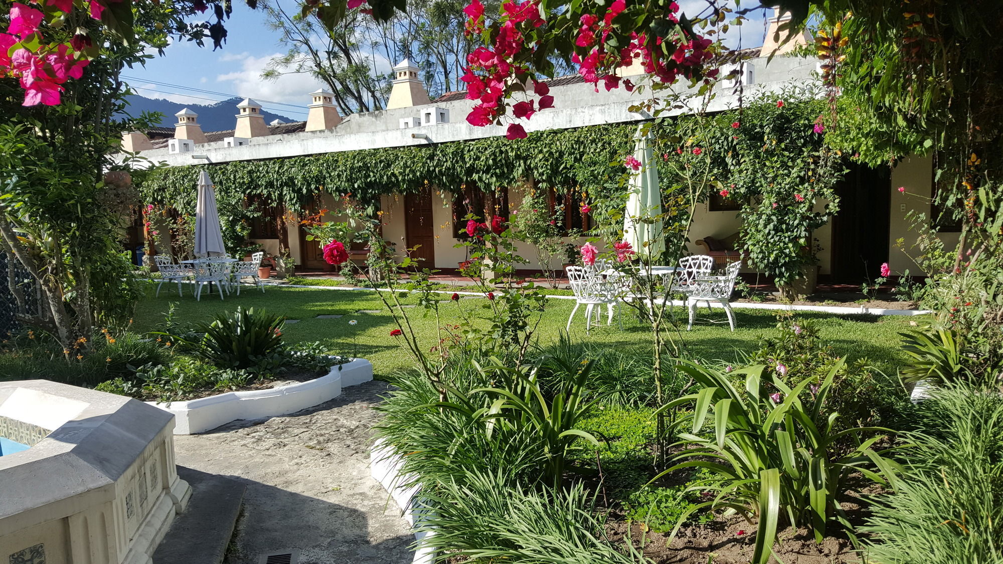 Hotel San Jorge By Porta Hotels Antigua Exterior photo